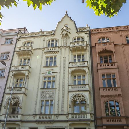 Jiriho Z Podebrad Apartments Прага Екстериор снимка