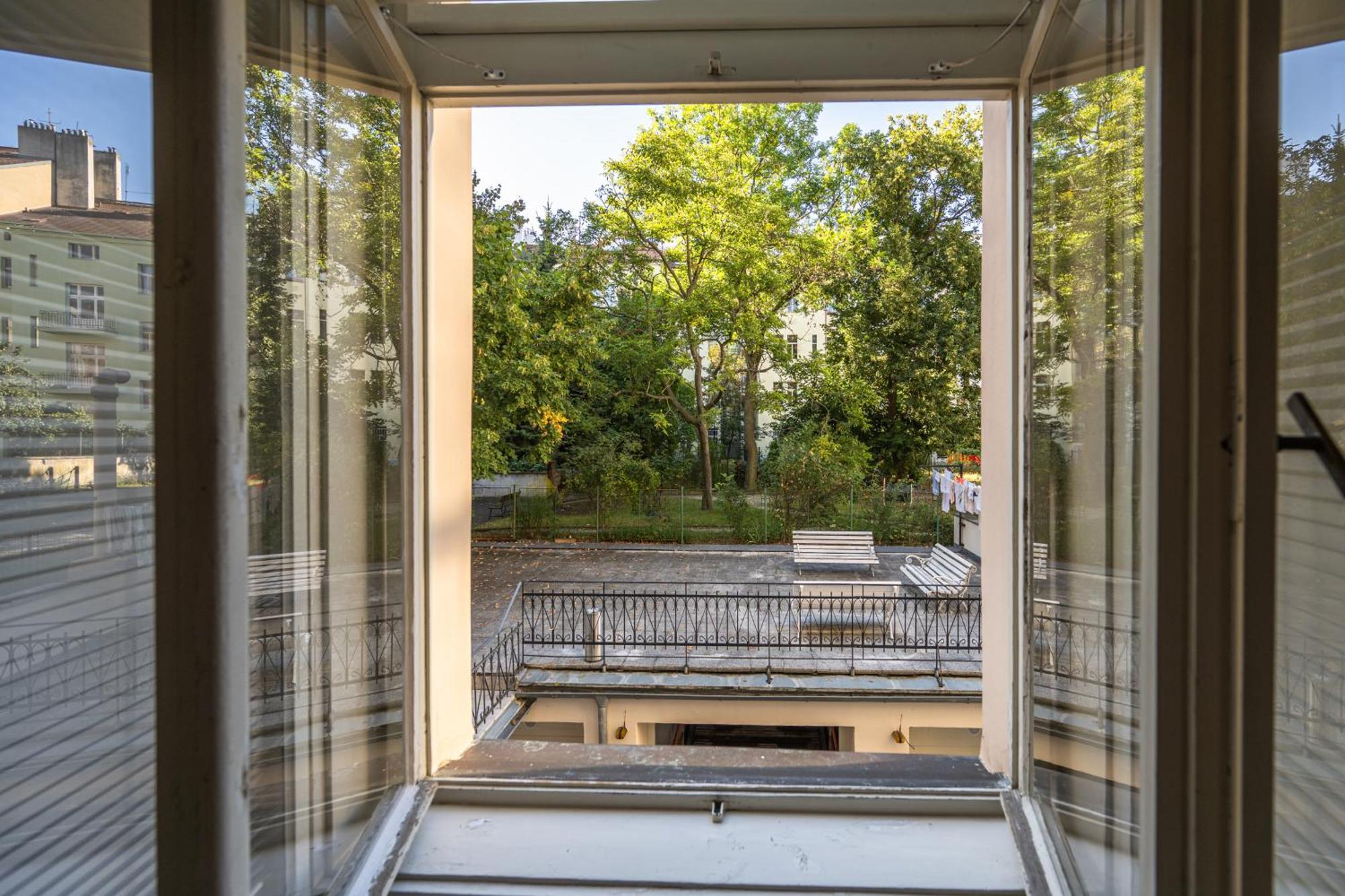Jiriho Z Podebrad Apartments Прага Екстериор снимка