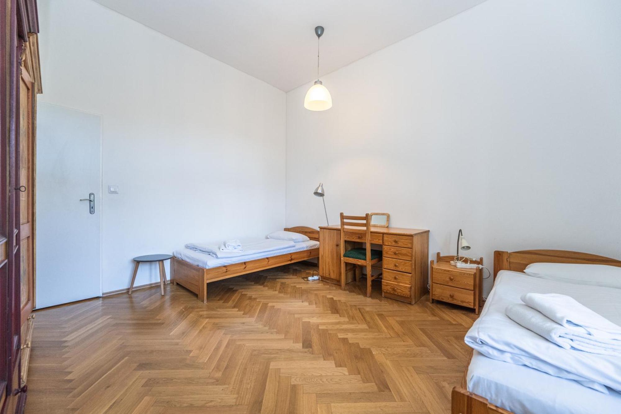 Jiriho Z Podebrad Apartments Прага Екстериор снимка