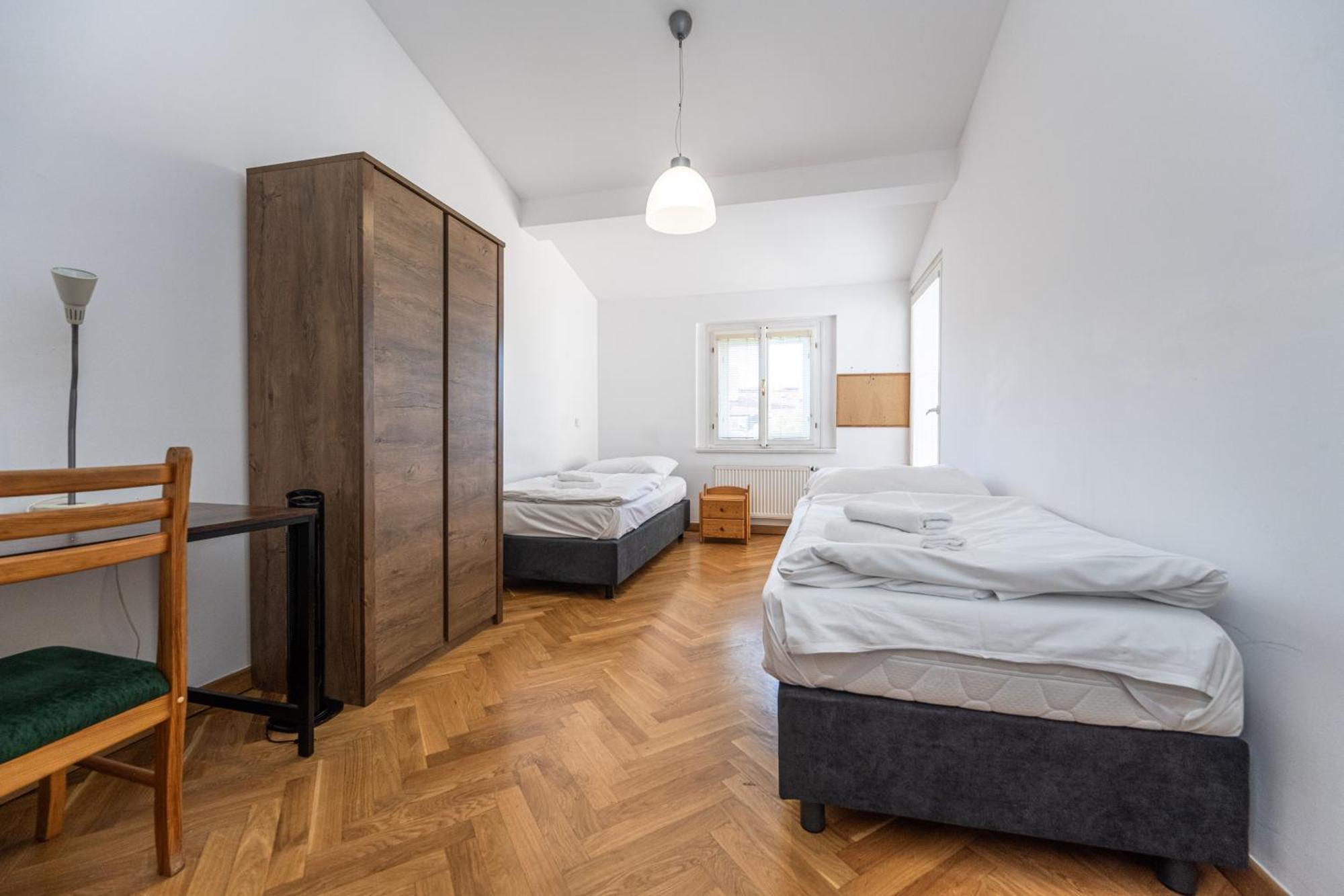 Jiriho Z Podebrad Apartments Прага Екстериор снимка