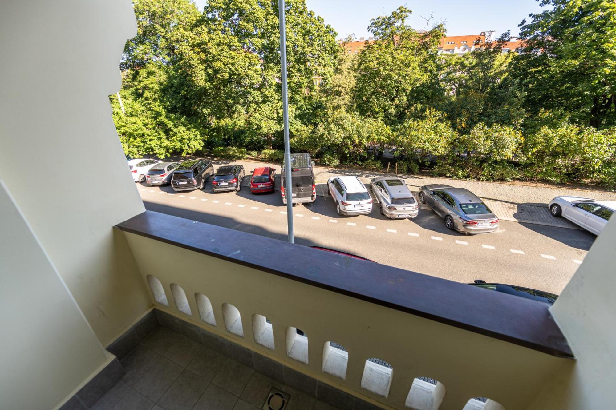 Jiriho Z Podebrad Apartments Прага Екстериор снимка