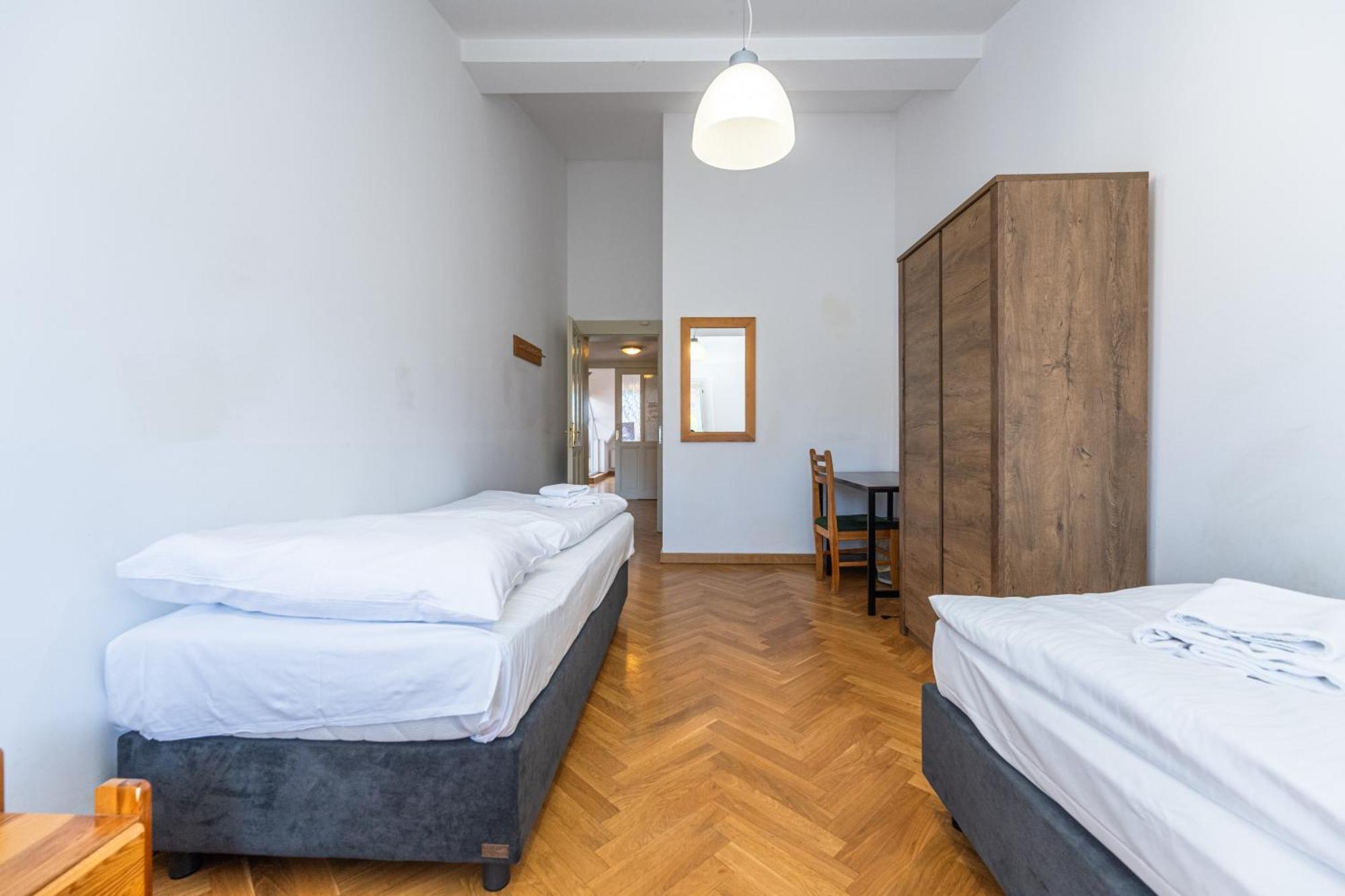 Jiriho Z Podebrad Apartments Прага Екстериор снимка