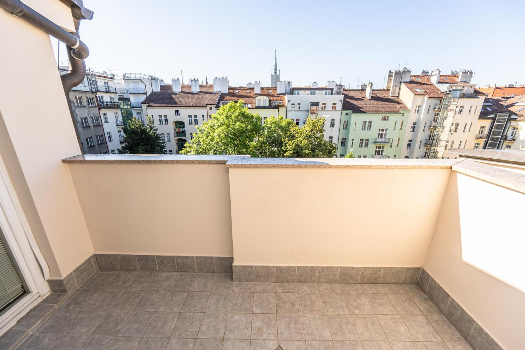 Jiriho Z Podebrad Apartments Прага Екстериор снимка