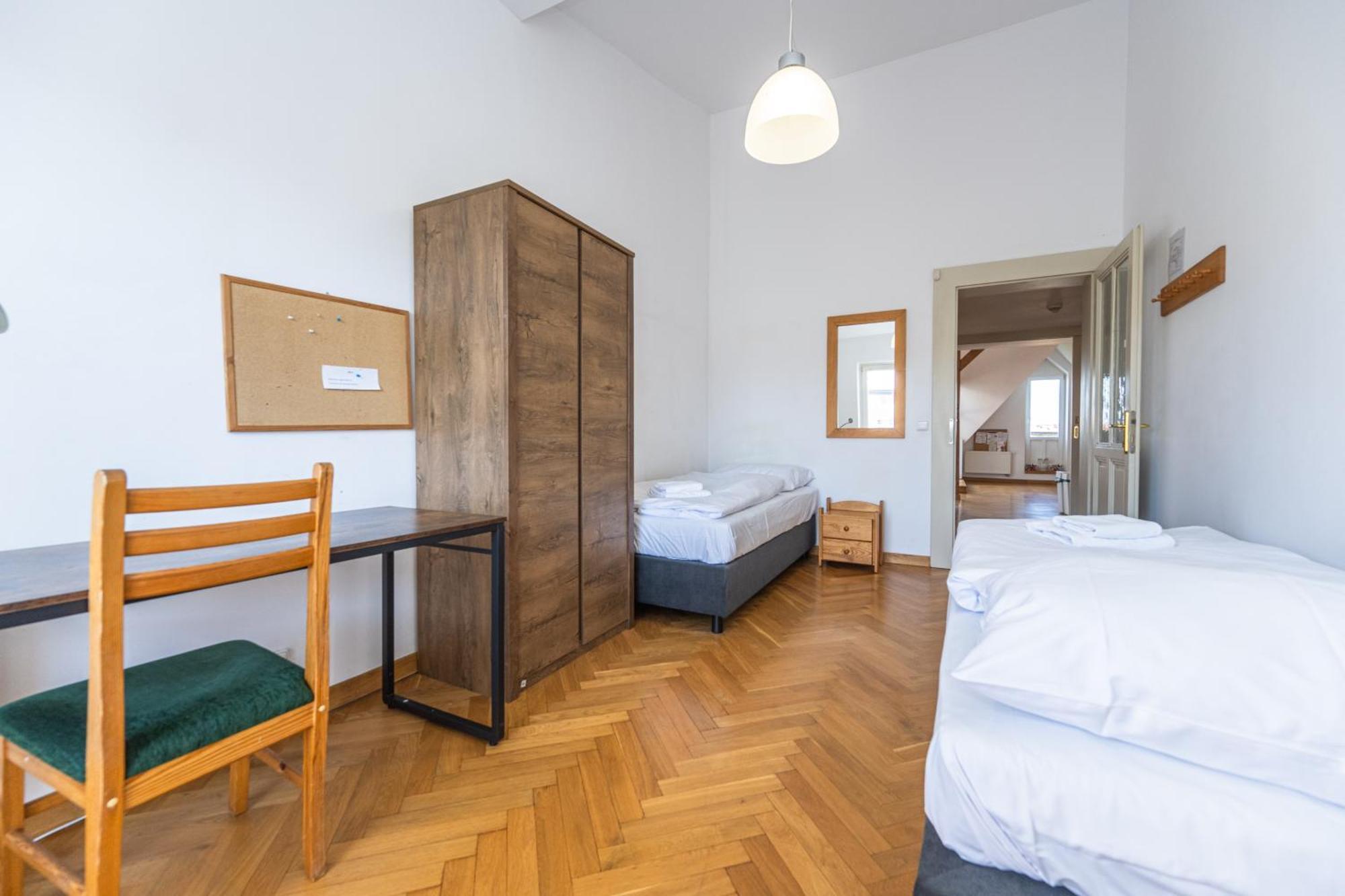 Jiriho Z Podebrad Apartments Прага Екстериор снимка